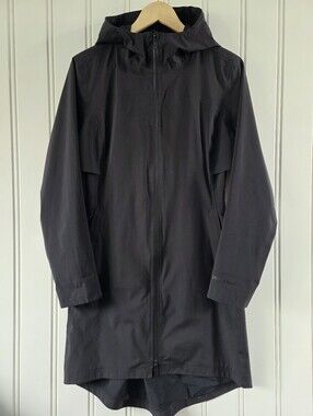 Lululemon Rain Rebel Jacket Black First Release Size 8 W4BDFS